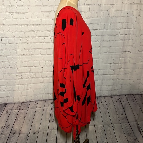 Ivy Reed Red Top Black long sleeve size 2x - Picture 4 of 5